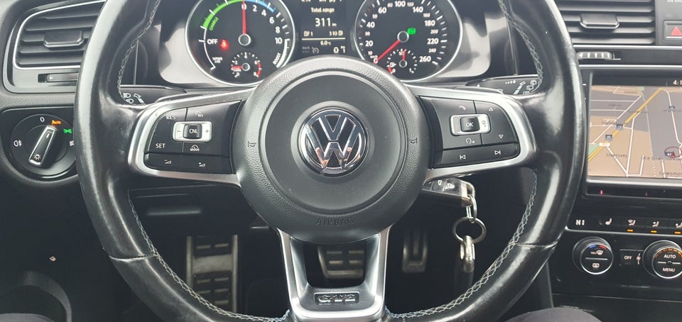 VW Golf VII 1,4 GTE DSG 5d
