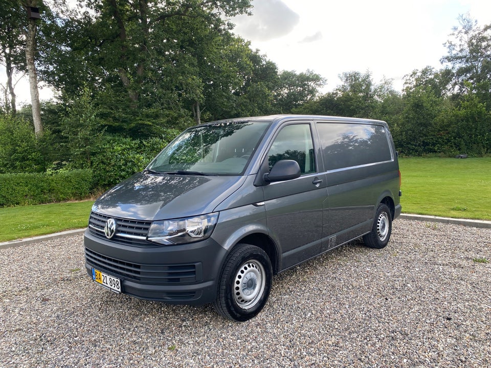 VW Transporter 2,0 TDi 140 Kassevogn DSG kort