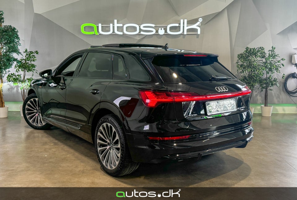 Audi e-tron 55 S-line quattro 5d