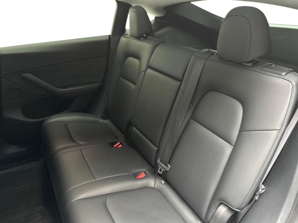 Tesla Model Y Long Range AWD 5d