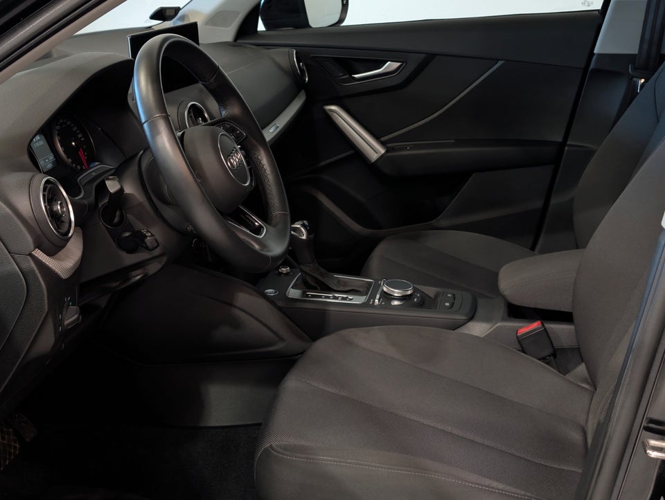 Audi Q2 35 TFSi Prestige S-tr. 5d