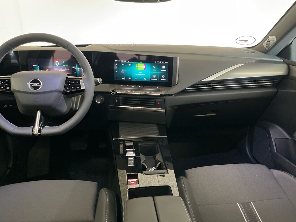 Opel Astra-e 54 GS 5d
