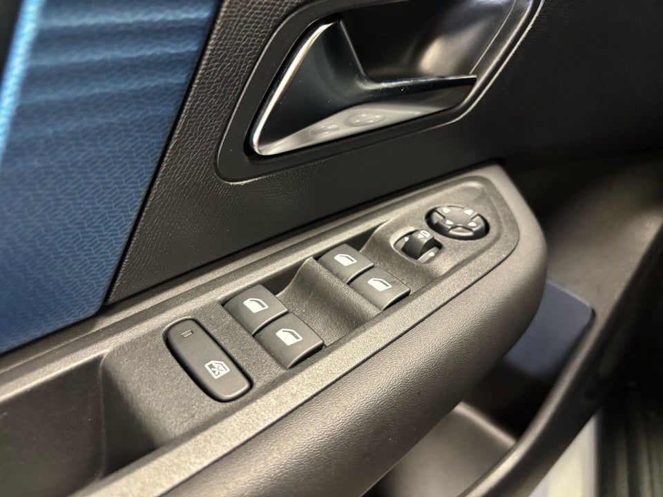 Citroën ë-C4 X 50 Shine 4d