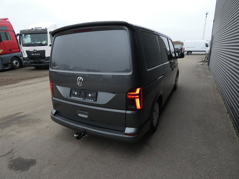 VW Transporter 2,0 TDi 150 Kassevogn DSG kort