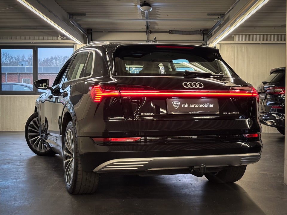 Audi e-tron 55 Advanced quattro 5d