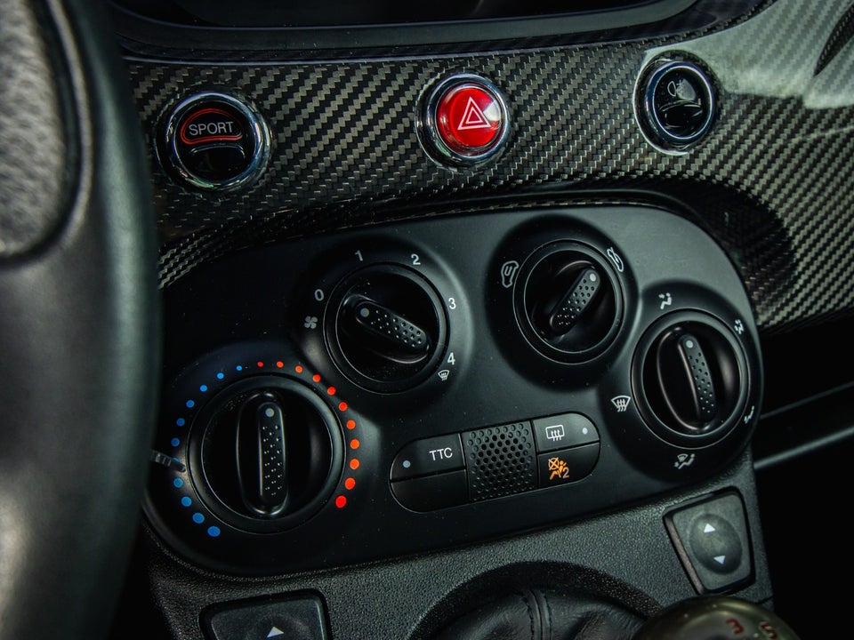 Abarth 695 1,4 Biposto 3d