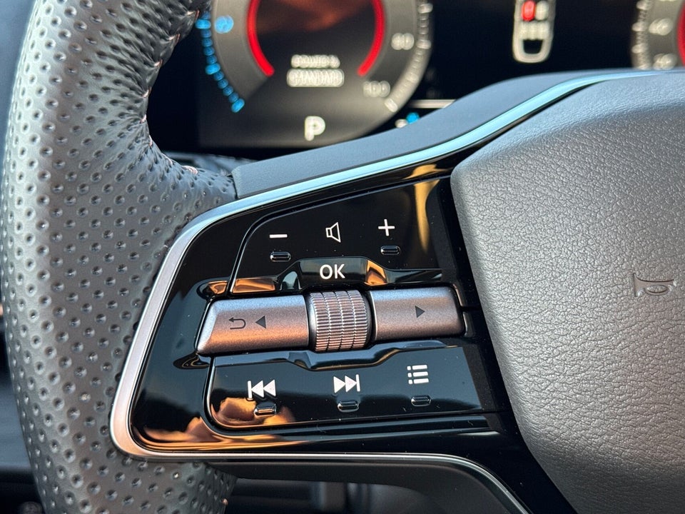 Nissan Ariya 87 Evolve 5d