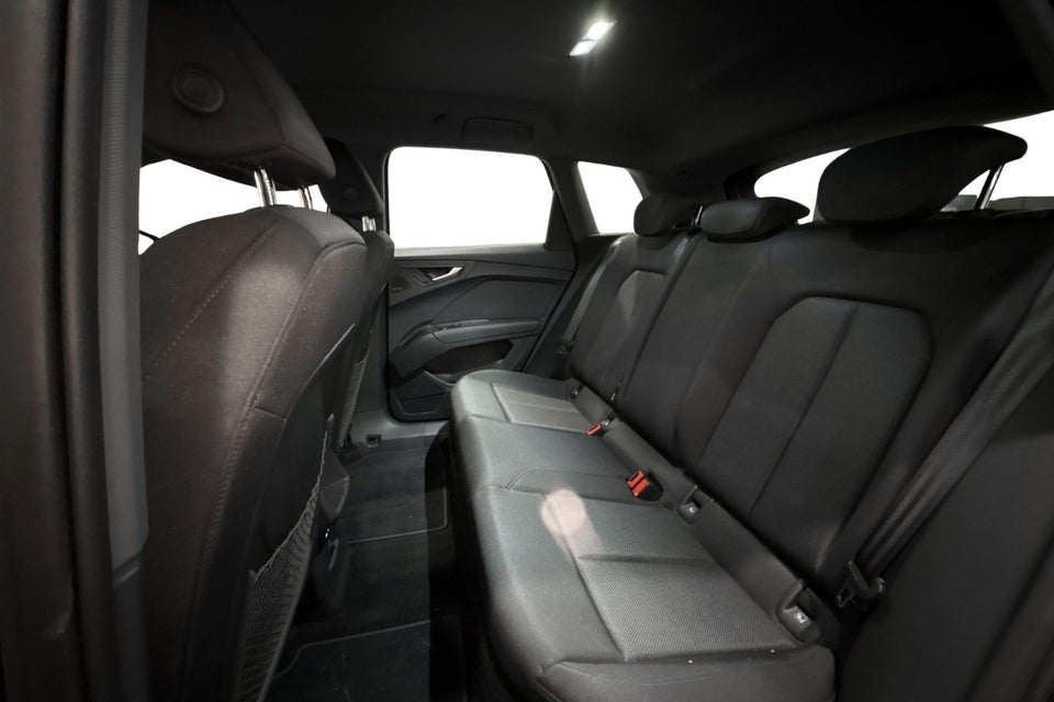 Audi Q4 e-tron 45 Progress 5d