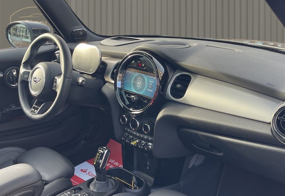 MINI Cooper SE Maximise 3d