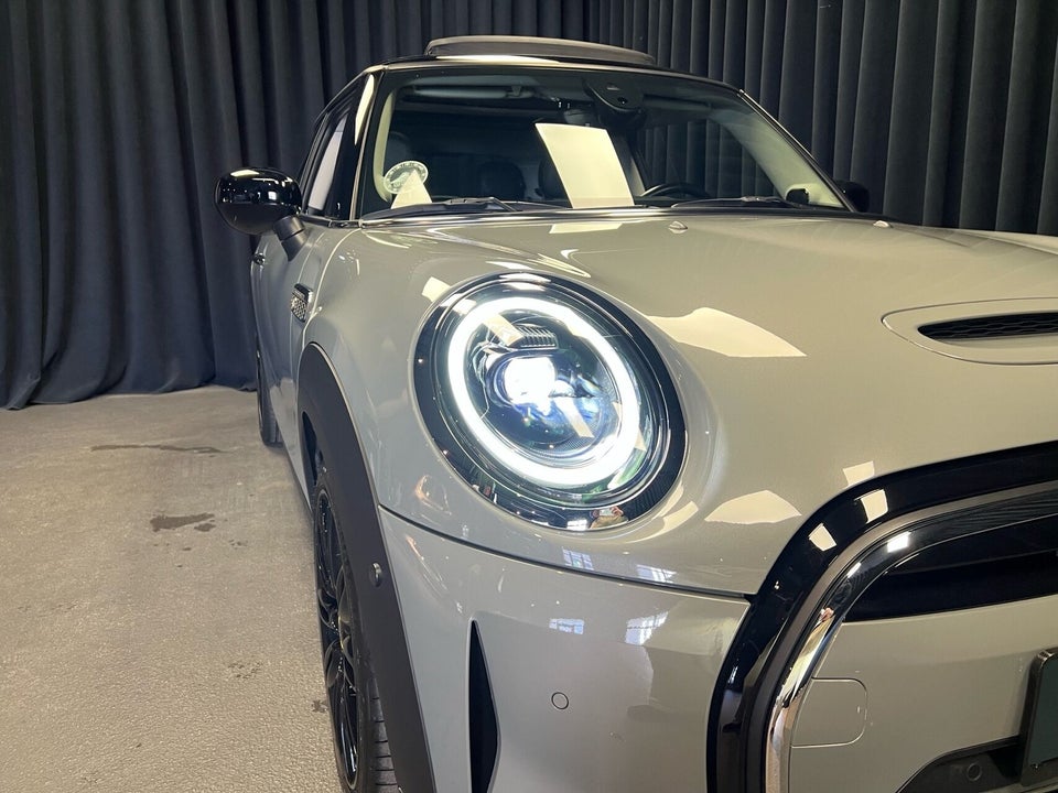 MINI Cooper SE Yours Lounge 3d
