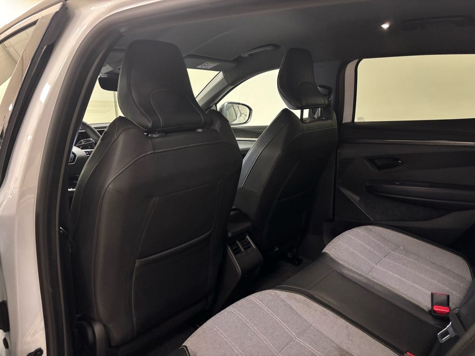 Renault Megane E-Tech 60 Techno 5d