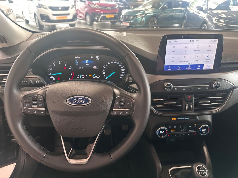 Ford Focus 1,0 EcoBoost mHEV Titanium Style stc. 5d