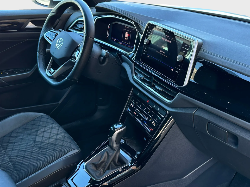 VW T-Roc 1,5 TSi 150 R-line DSG 5d