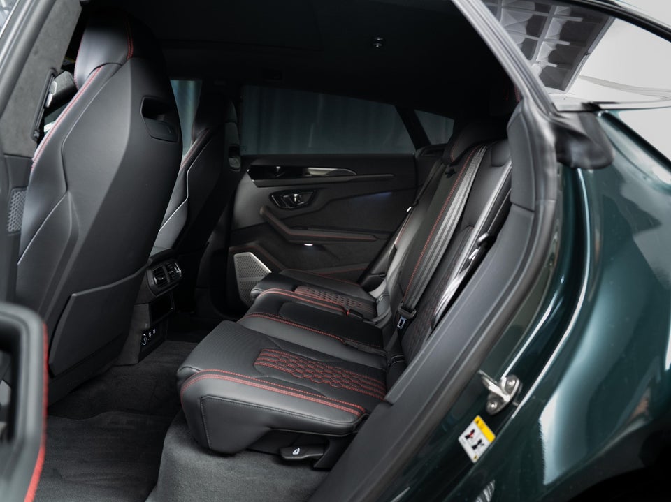 Lamborghini Urus 4,0 SE 5d