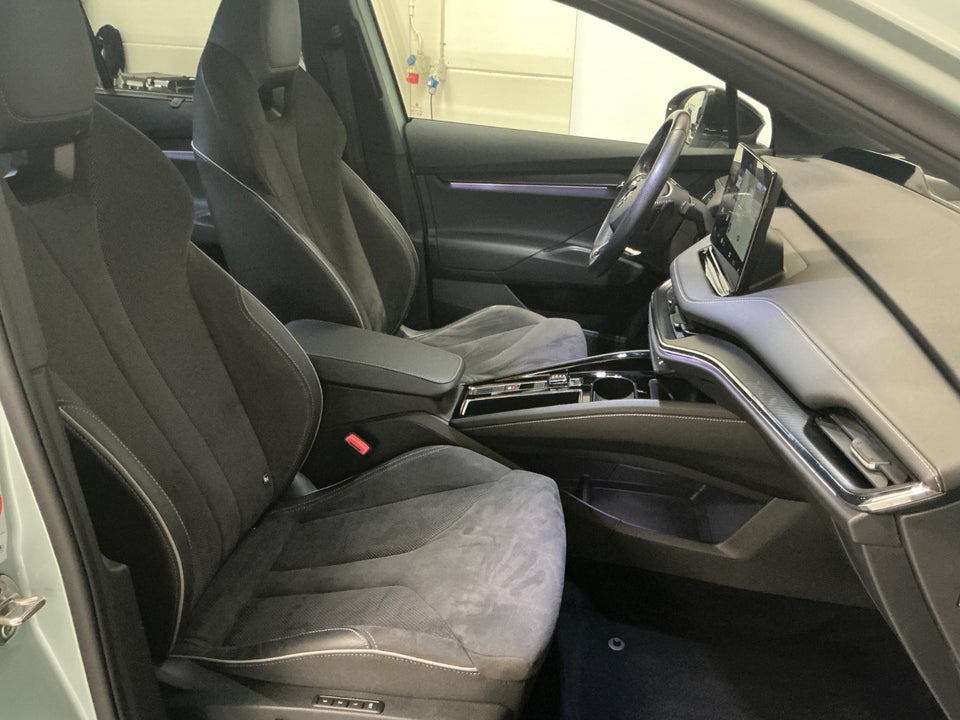 Skoda Enyaq 80x iV Sportline Maxx 5d