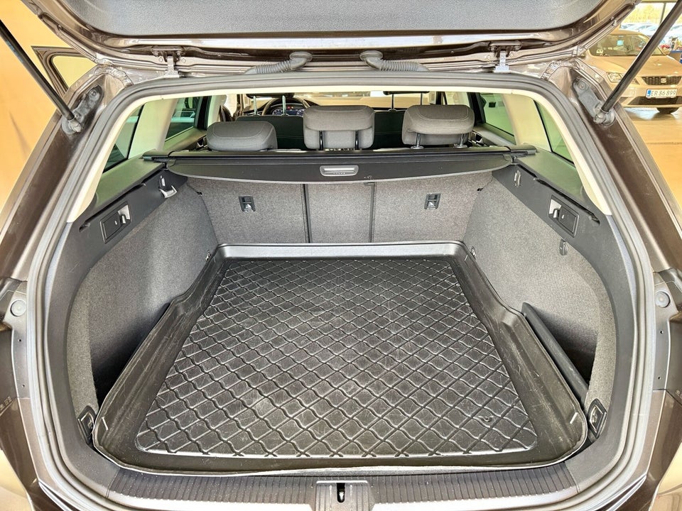 VW Passat 1,4 TSi 150 Comfortline Premium Variant DSG 5d