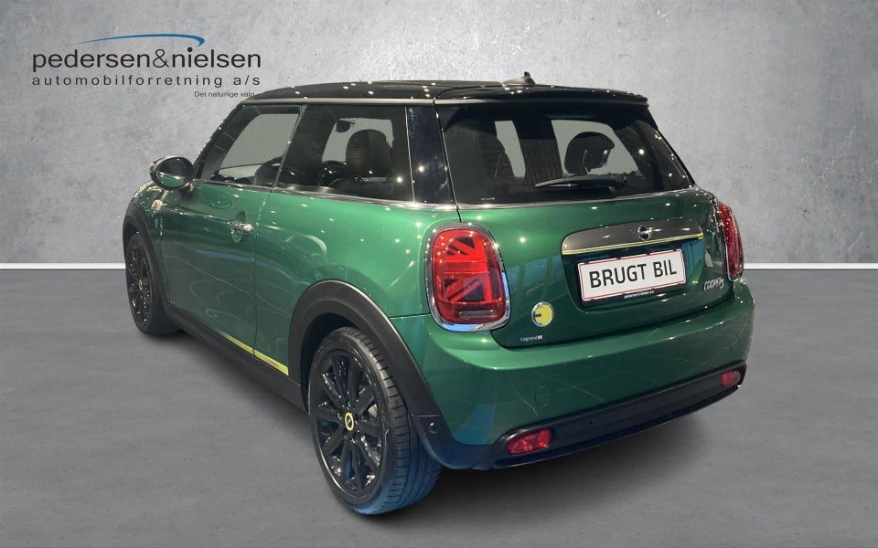 MINI Cooper SE Trim M Greenwich 3d