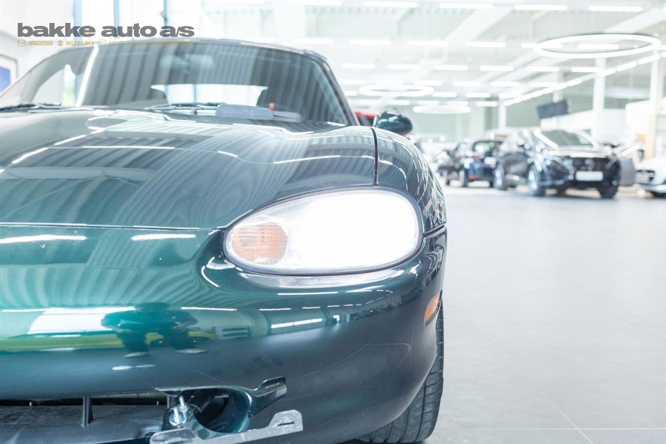 Mazda MX-5 1,6  2d