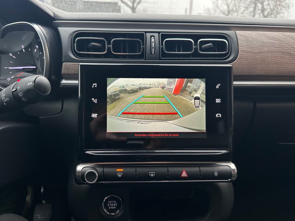 Citroën C3 1,2 PureTech 83 Shine Sport 5d