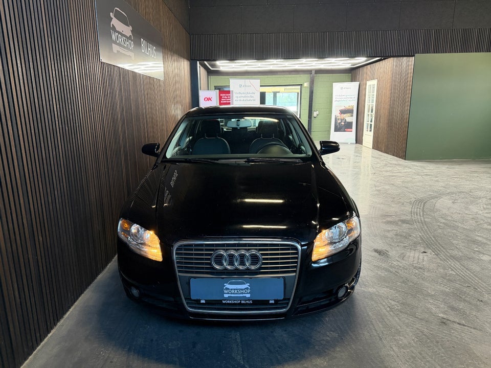Audi A4 1,8 T 163 4d