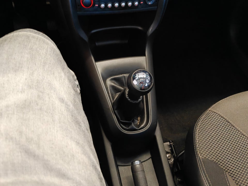 Citroën C3 1,2 PureTech 82 Attraction 5d