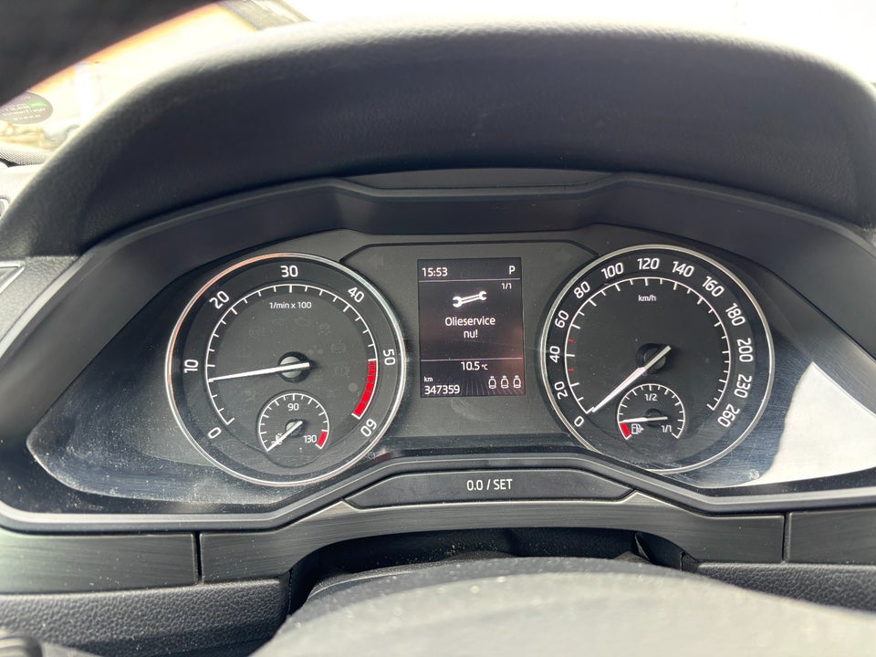 Skoda Superb 2,0 TDi 190 Style Combi DSG 5d