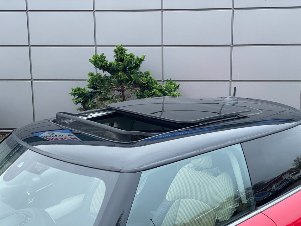 MINI Cooper SE Maximise 3d