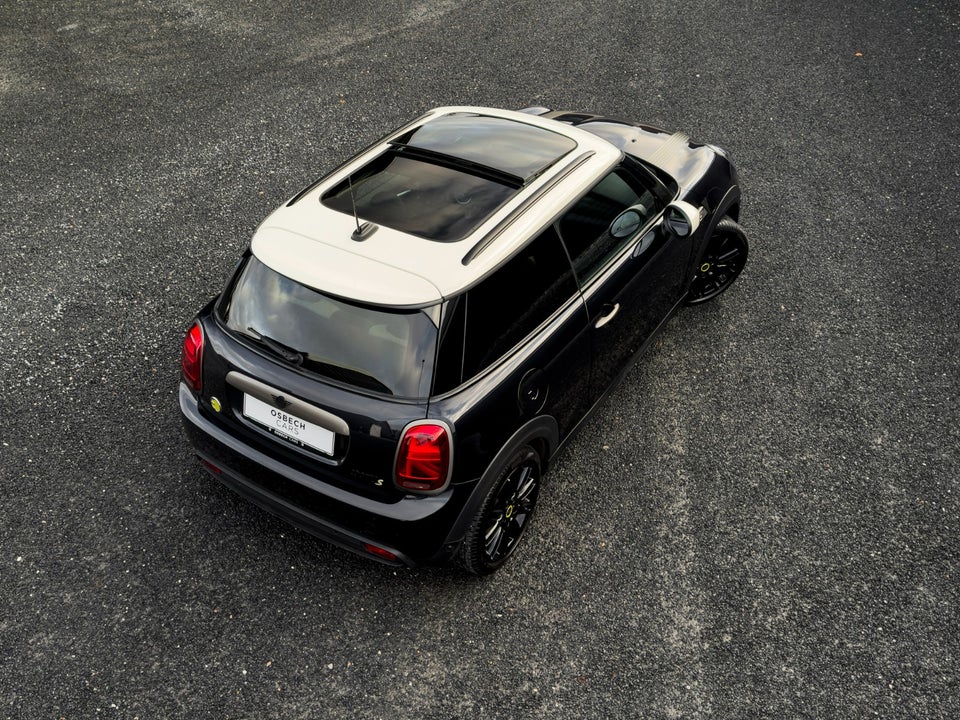 MINI Cooper SE Resolute Edition 3d