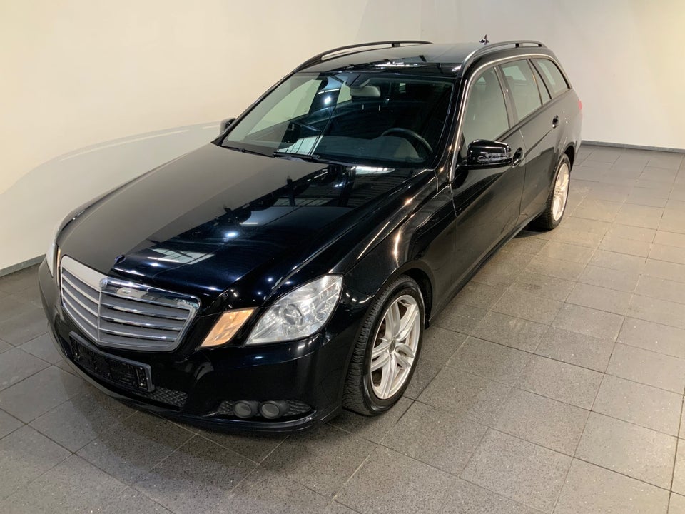 Mercedes E200 2,2 CDi stc. aut. BE 5d