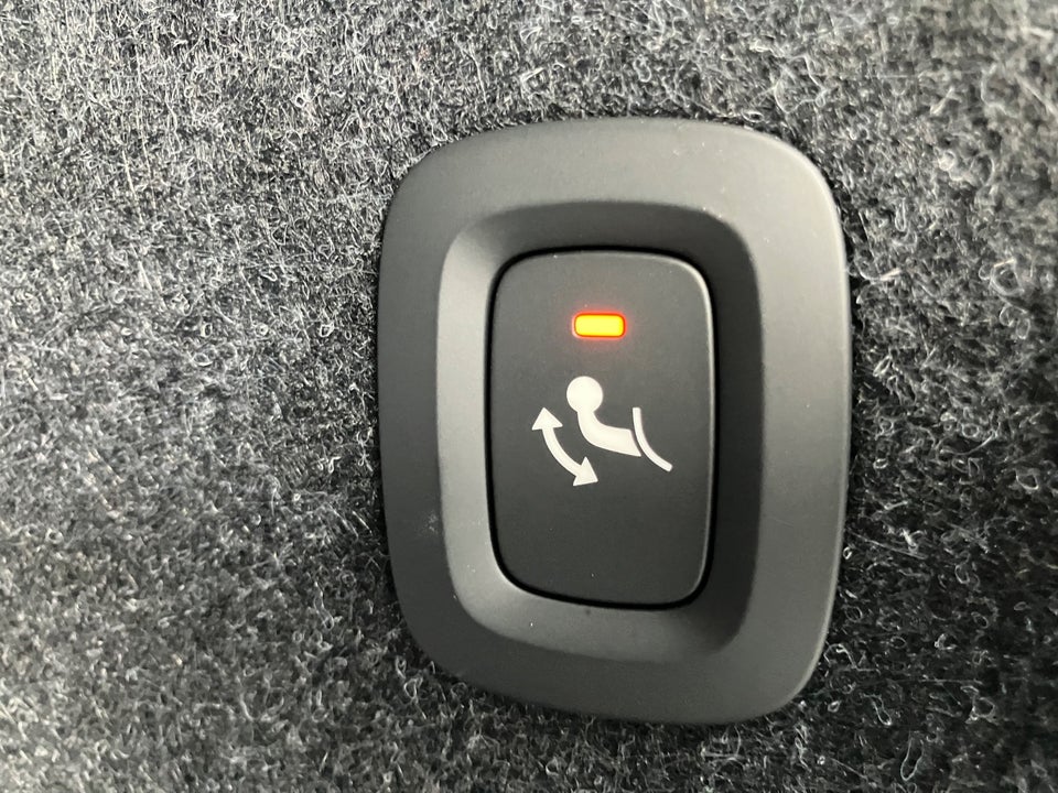 Volvo EX40 Extended Range Plus 5d