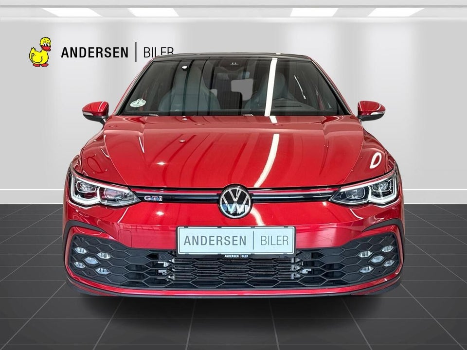 VW Golf VIII 2,0 GTi DSG 5d