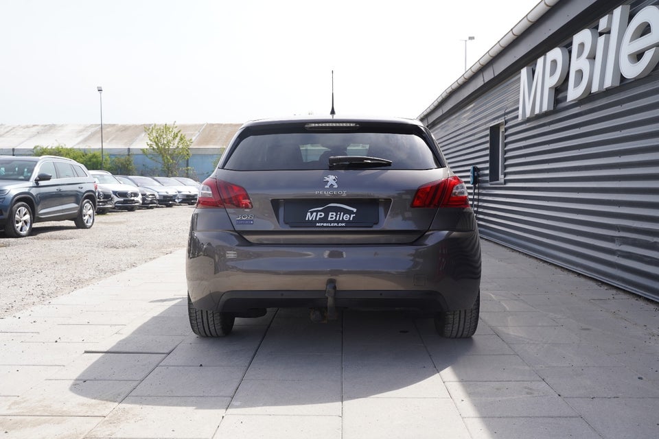 Peugeot 308 1,6 BlueHDi 120 Style 5d