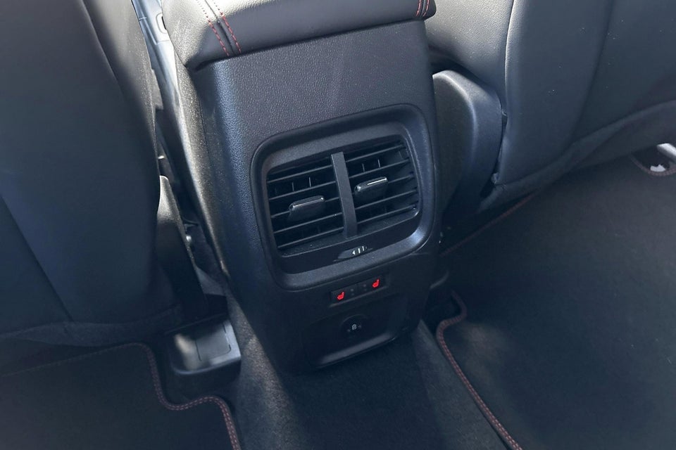 Ford Kuga 2,5 PHEV ST-Line X CVT 5d