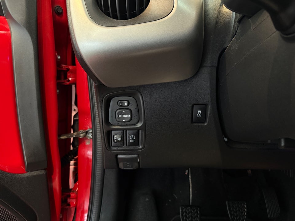 Peugeot 108 1,0 e-VTi 69 Allure 5d