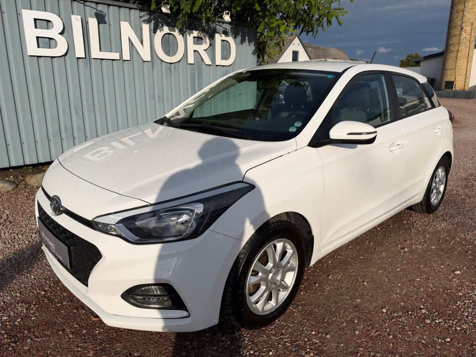 Hyundai i20 1,25 Style 5d