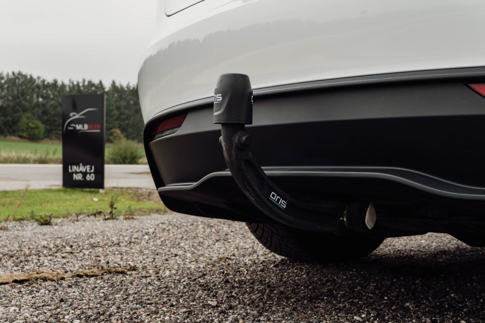 Tesla Model 3 RWD 4d