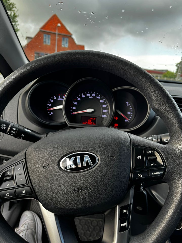 Kia Rio 1,1 CRDi 75 Active 5d