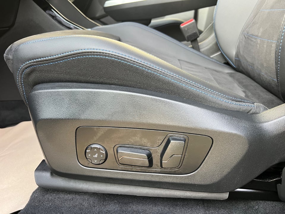 BMW iX1 xDrive30 M-Sport Premium 5d