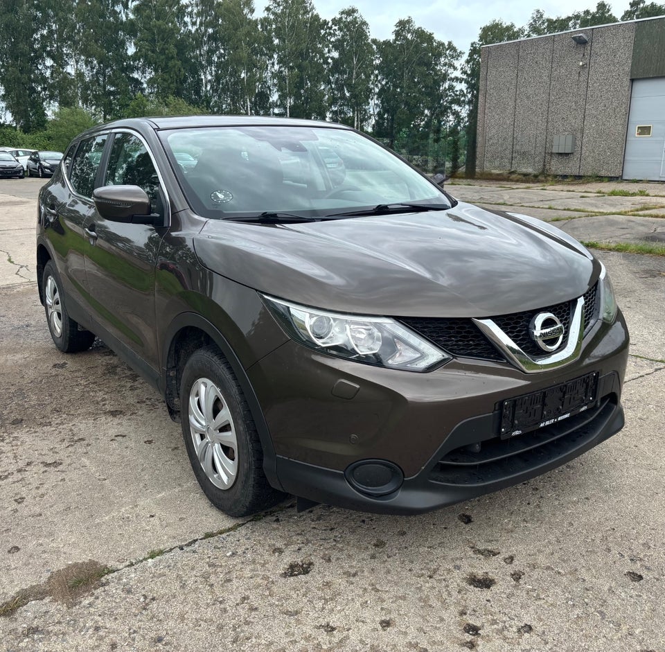 Nissan Qashqai 1,2 Dig-T 115 Visia 5d