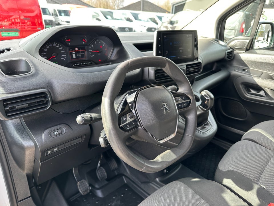 Peugeot Partner 1,5 BlueHDi 100 L2V2 Plus Van