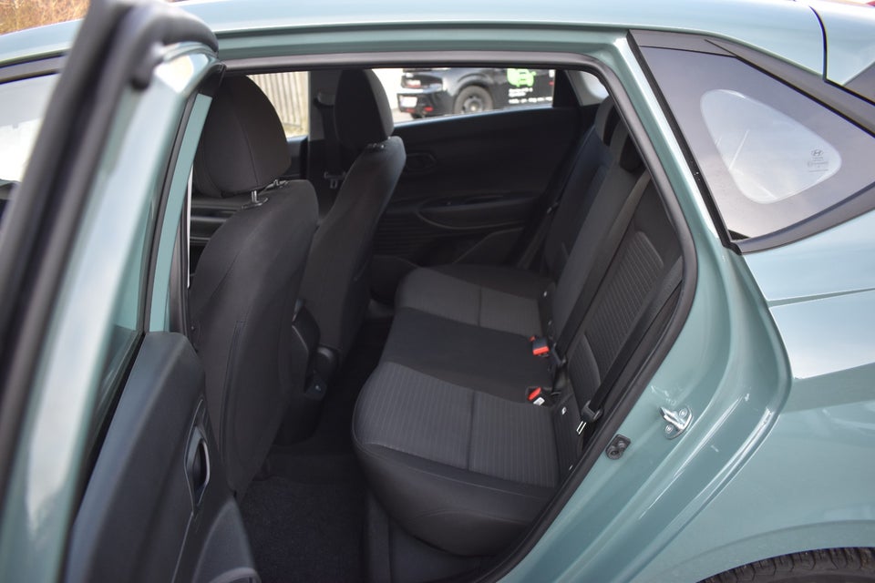 Hyundai i20 1,0 T-GDi Essential DCT 5d