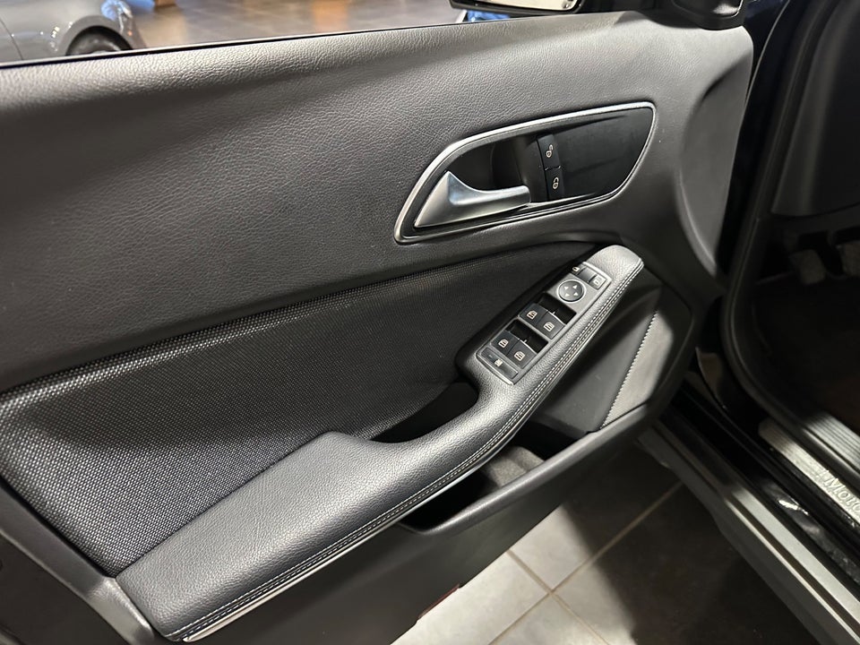 Mercedes GLA200 d 2,2 Van 5d