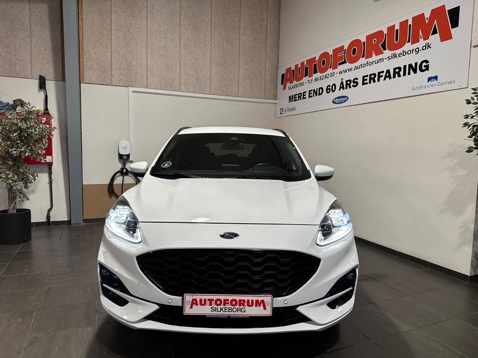 Ford Kuga 2,5 PHEV ST-Line X CVT 5d