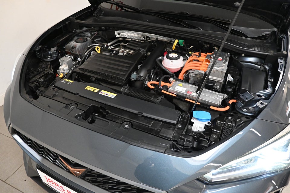 Cupra Leon 1,4 eHybrid Sportstourer DSG 5d