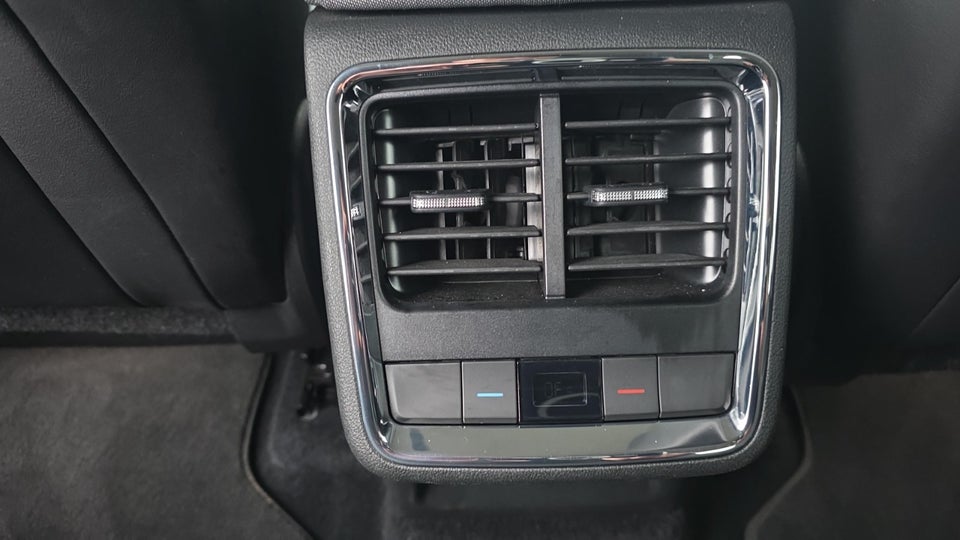 Skoda Enyaq 80 iV Loft 5d