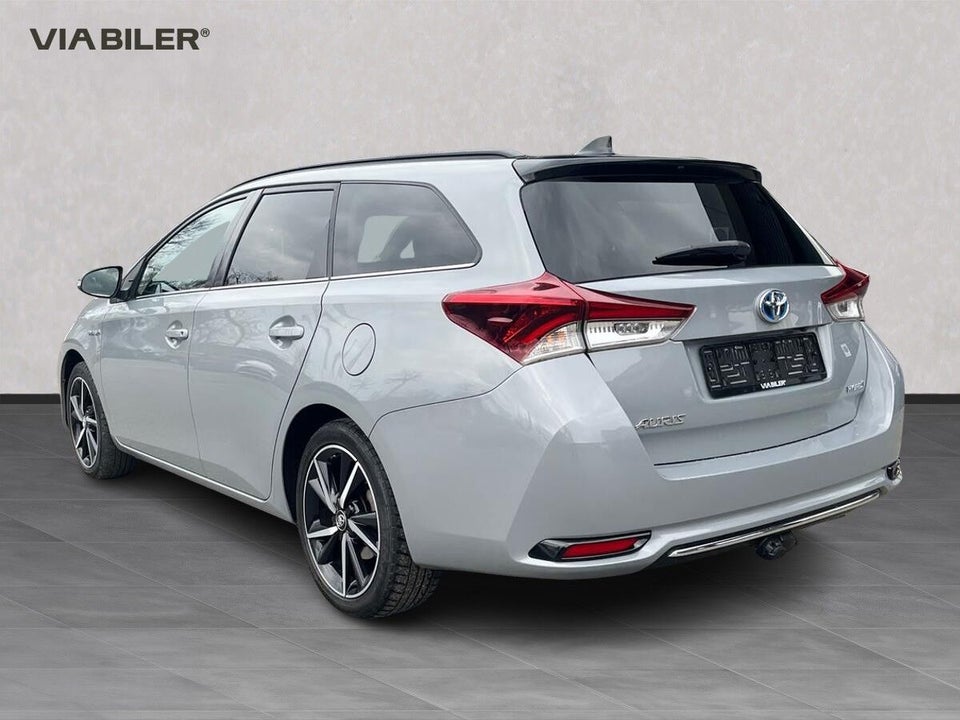 Toyota Auris 1,8 Hybrid H2 Style Touring Sports CVT 5d