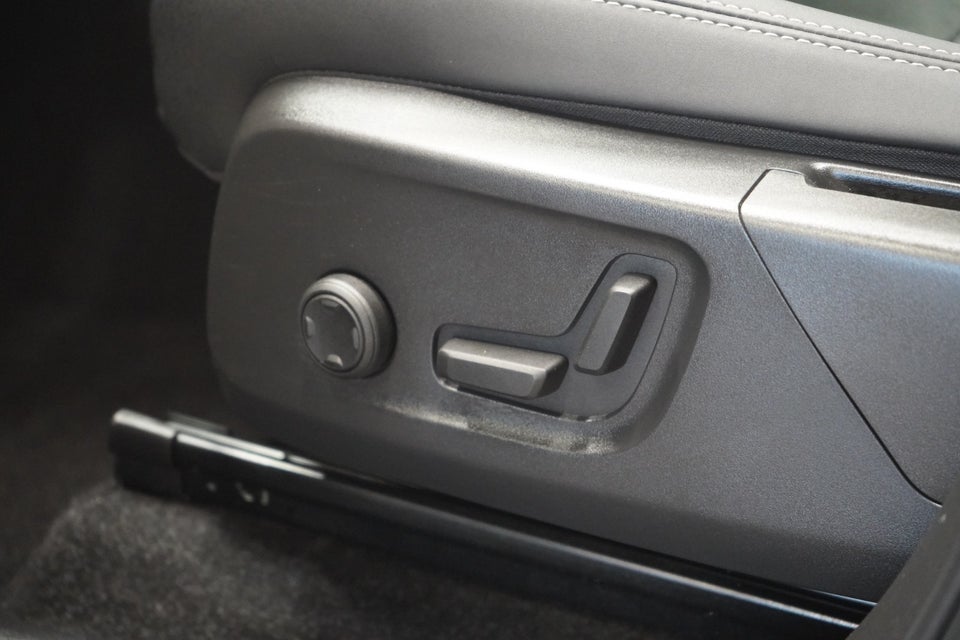 Volvo XC40 P6 ReCharge Ultimate 5d