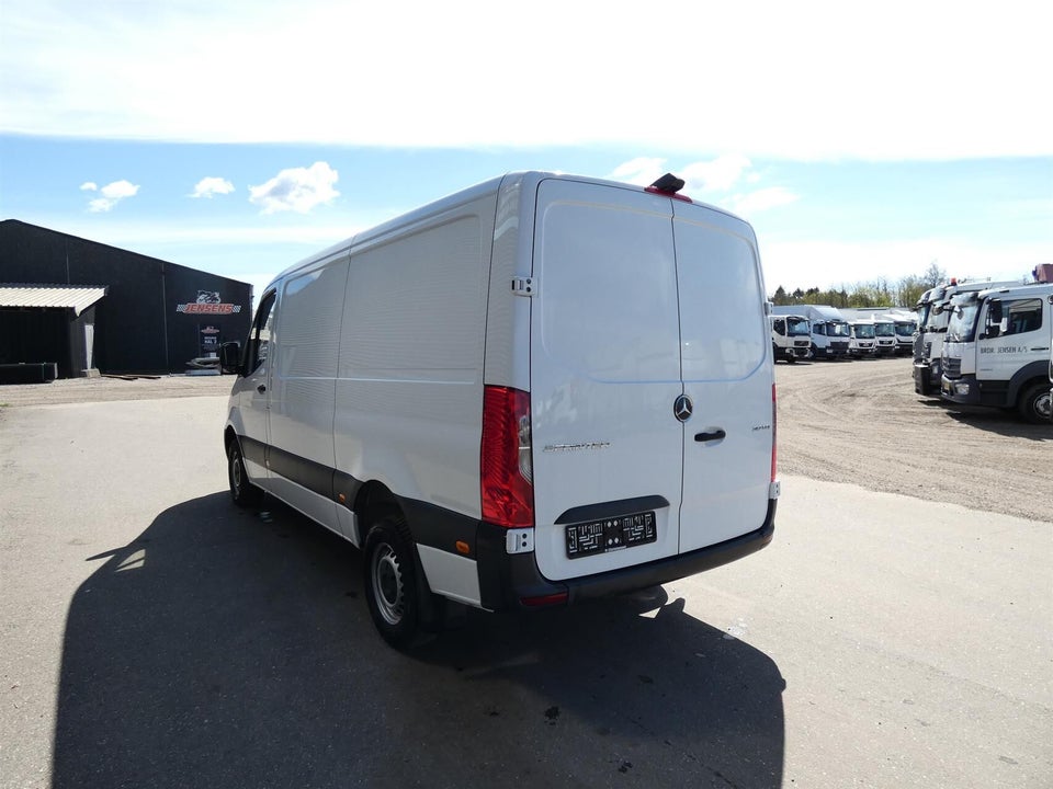 Mercedes Sprinter 317 2,0 CDi A2 Kassevogn aut. RWD
