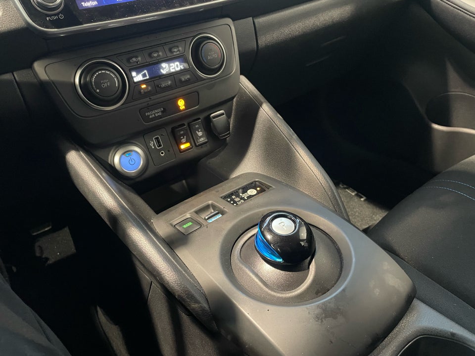 Nissan Leaf 39 Acenta 5d