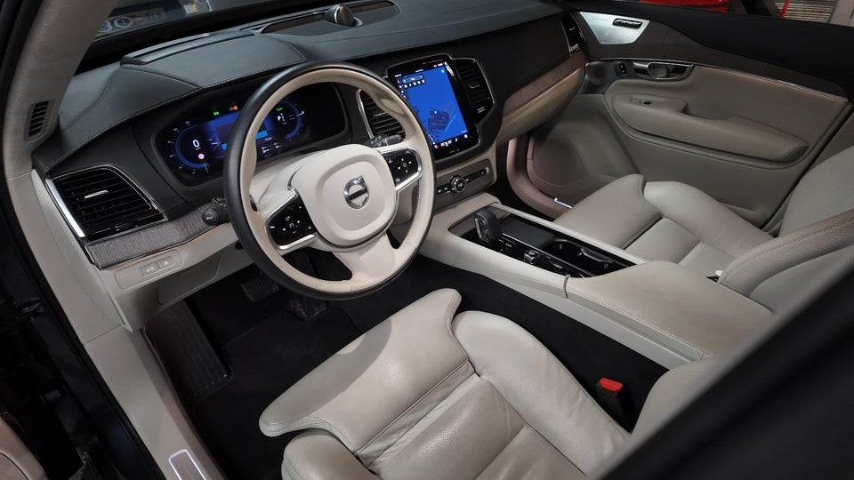 Volvo XC90 2,0 T8 ReCharge Ultimate Bright aut. AWD 7prs 5d